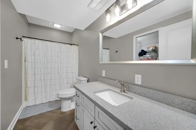 $1,299,000 | 231 North 182 West, Valparaiso, IN 46385