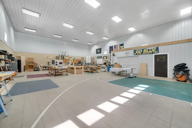 $1,299,000 | 231 North 182 West, Valparaiso, IN 46385