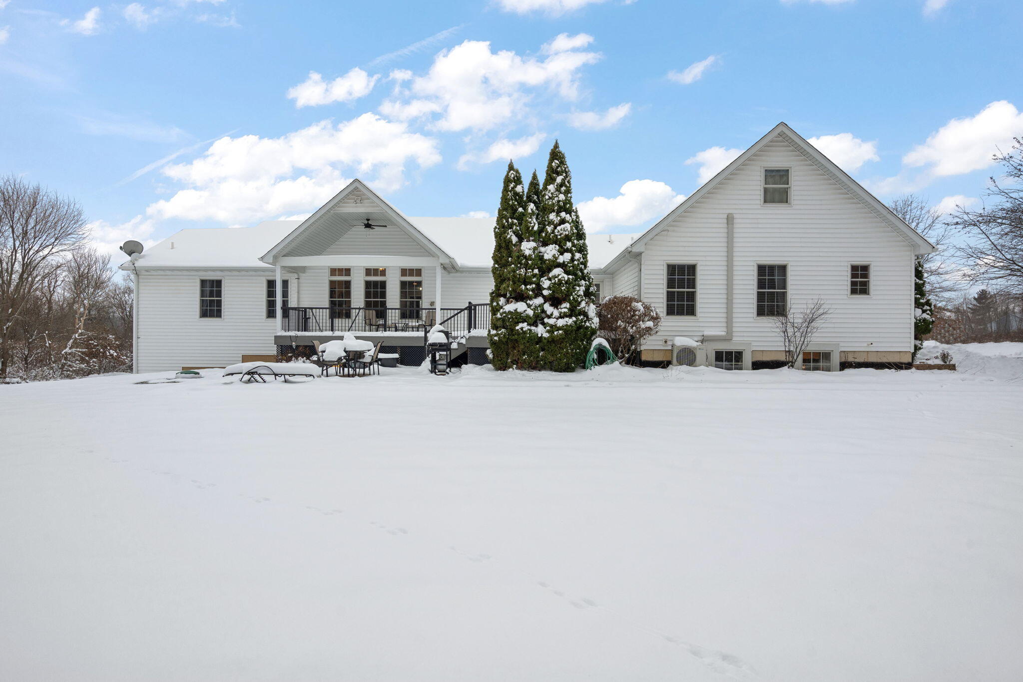 231 North 182 West Valparaiso, IN 46385 - Photo 82 of 89 2048x1365