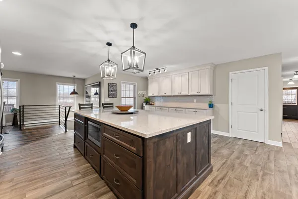 $1,249,000 | 231 North 182 West, Valparaiso, IN 46385