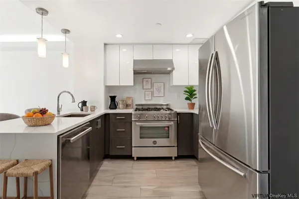 $799,000 | 97-45 63rd Drive, Unit 6G | Rego Park
