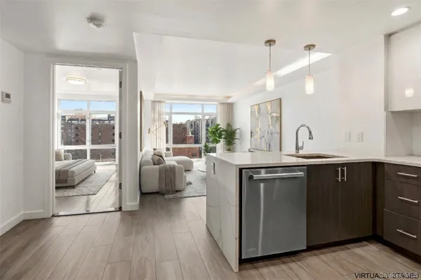 $799,000 | 97-45 63rd Drive, Unit 6G | Rego Park