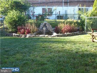 3204 Rhett Road Philadelphia, PA 19154 - Photo 5 of 11 Exterior Back