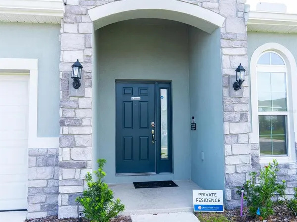 $2,100 | 445 Silver Palm Drive, Haines City, FL 33844