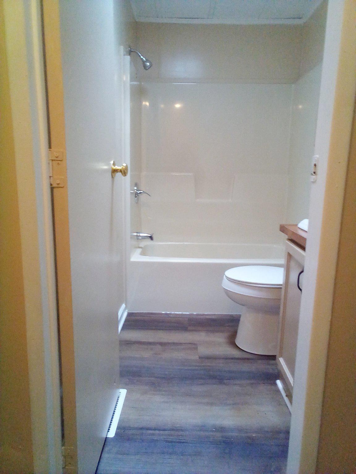 128 Wildcat Road Millerstown, PA 17062 - Photo 24 of 32 2nd Bathroom with Skylight!