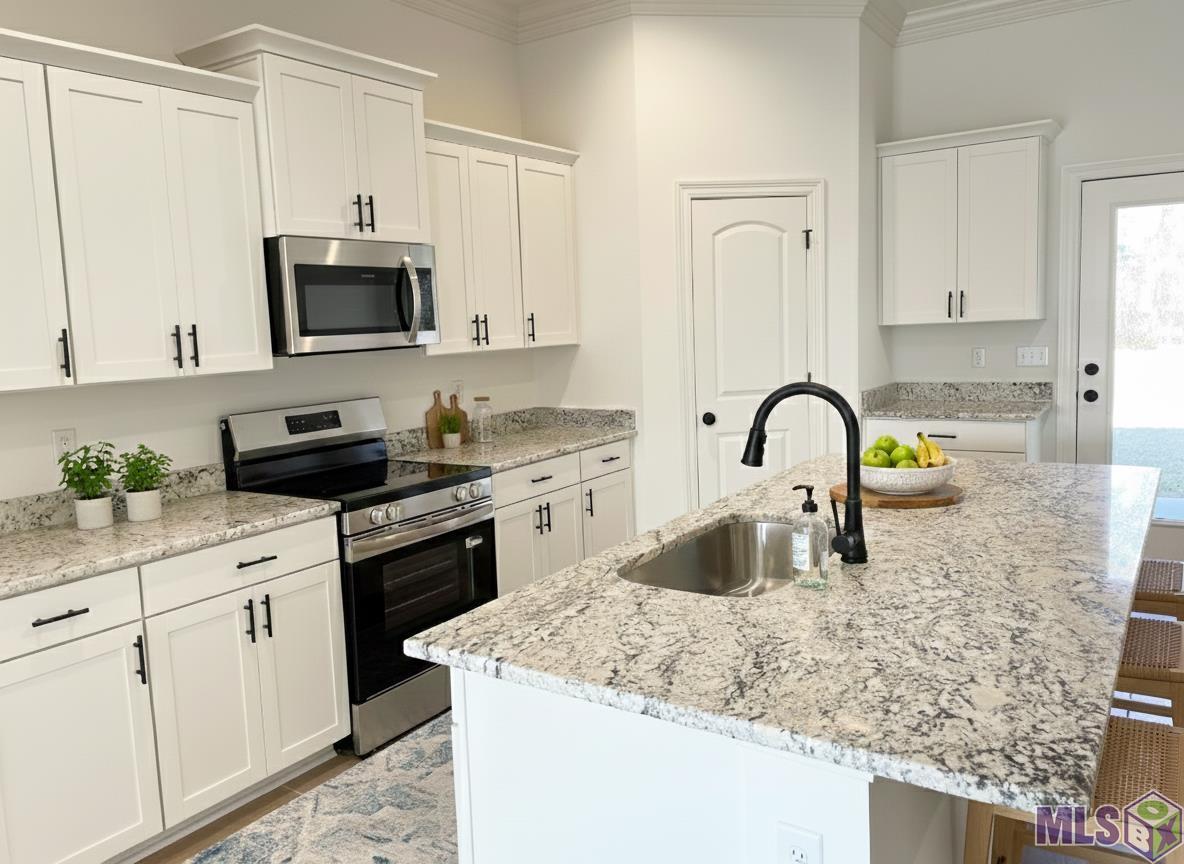 411 Rue Evangeline Houma, LA 70364 - Photo 6 of 14 STAGED PHOTO