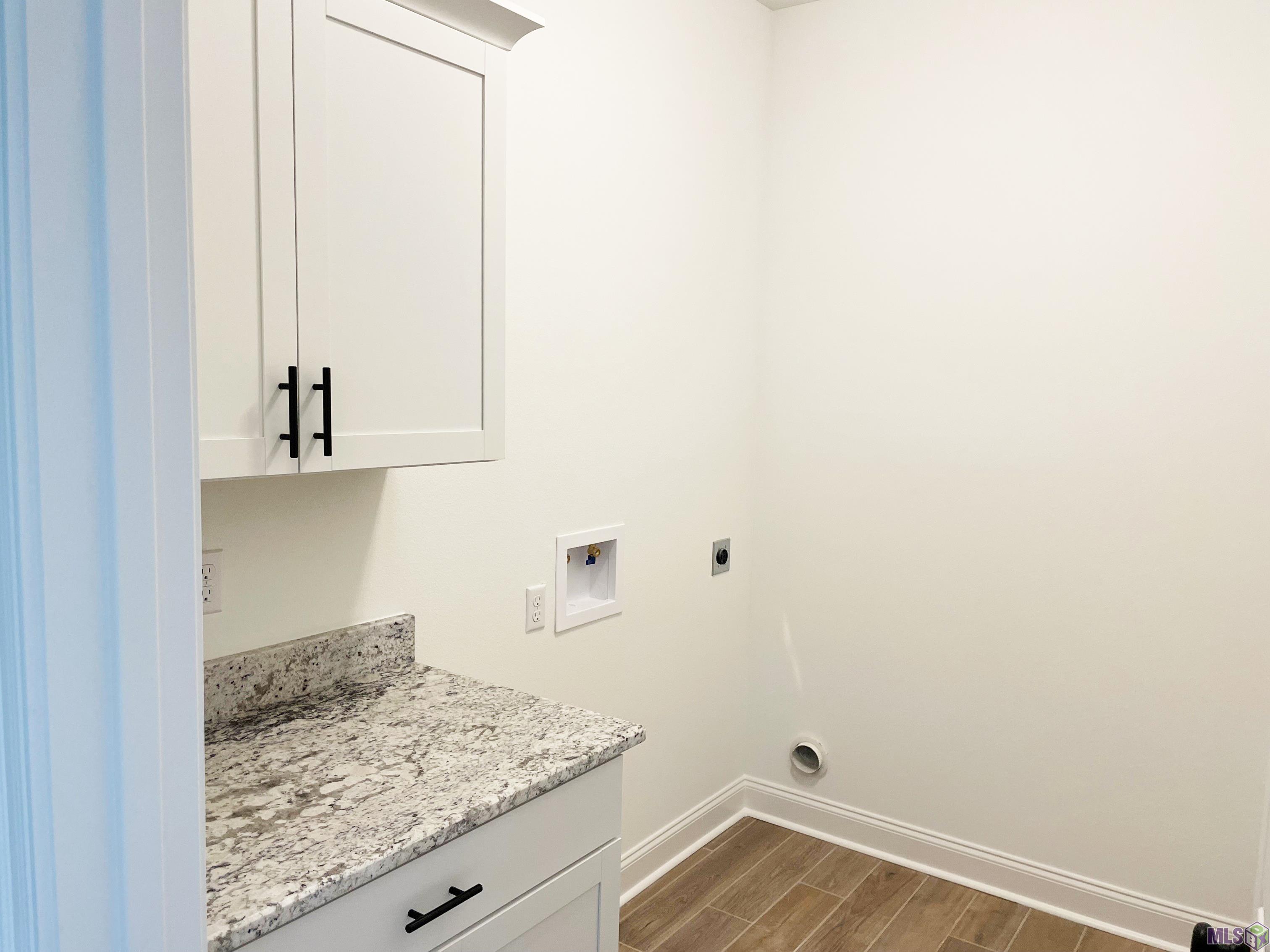 411 Rue Evangeline Houma, LA 70364 - Photo 9 of 14