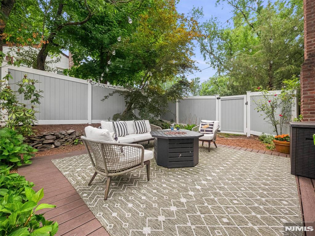 47 West Saddle River Road Waldwick, NJ 07463 - Photo 22 of 26