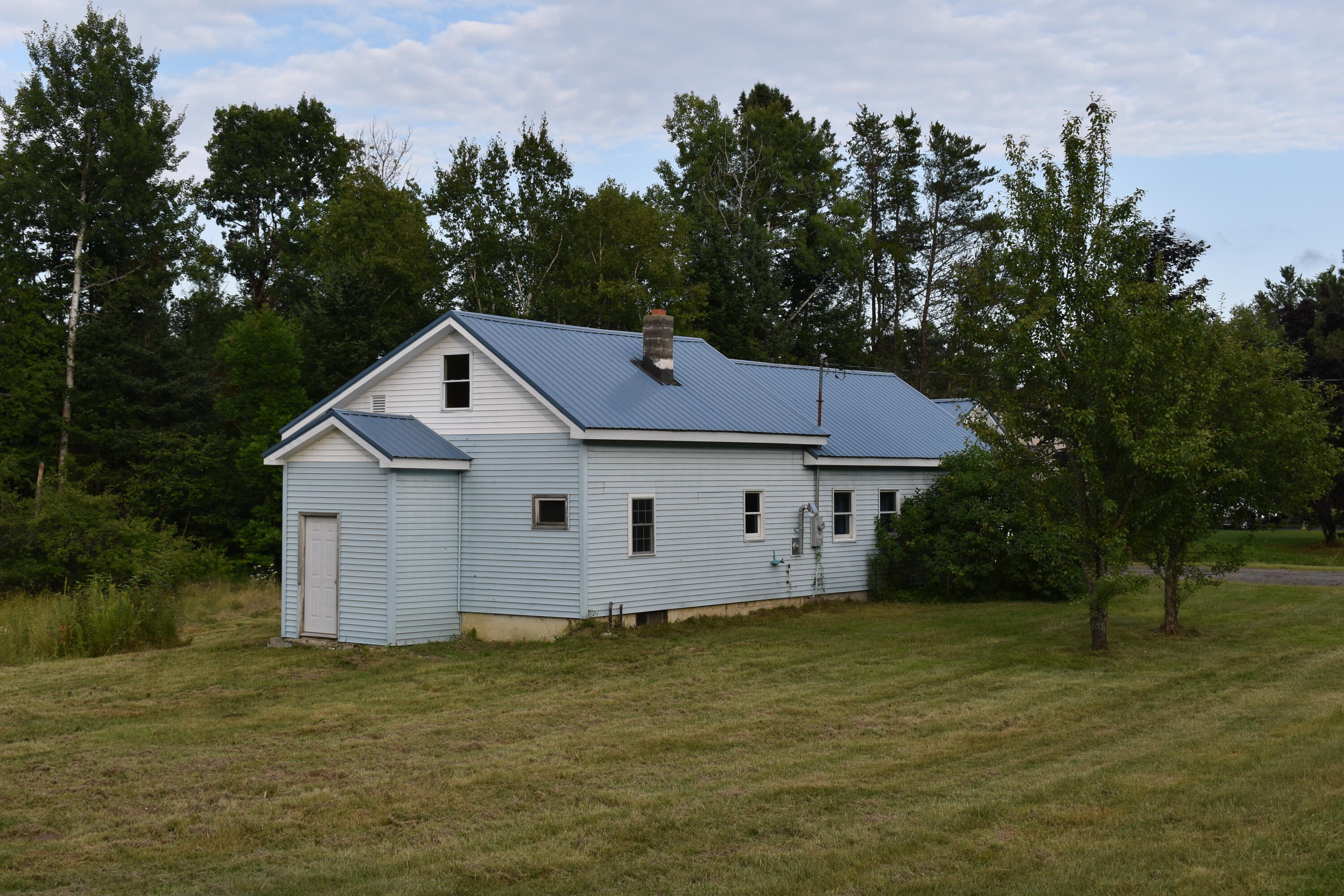 95 Pea Ridge Road Lincoln, ME 04457 - Photo 3 of 17 DSC_0287