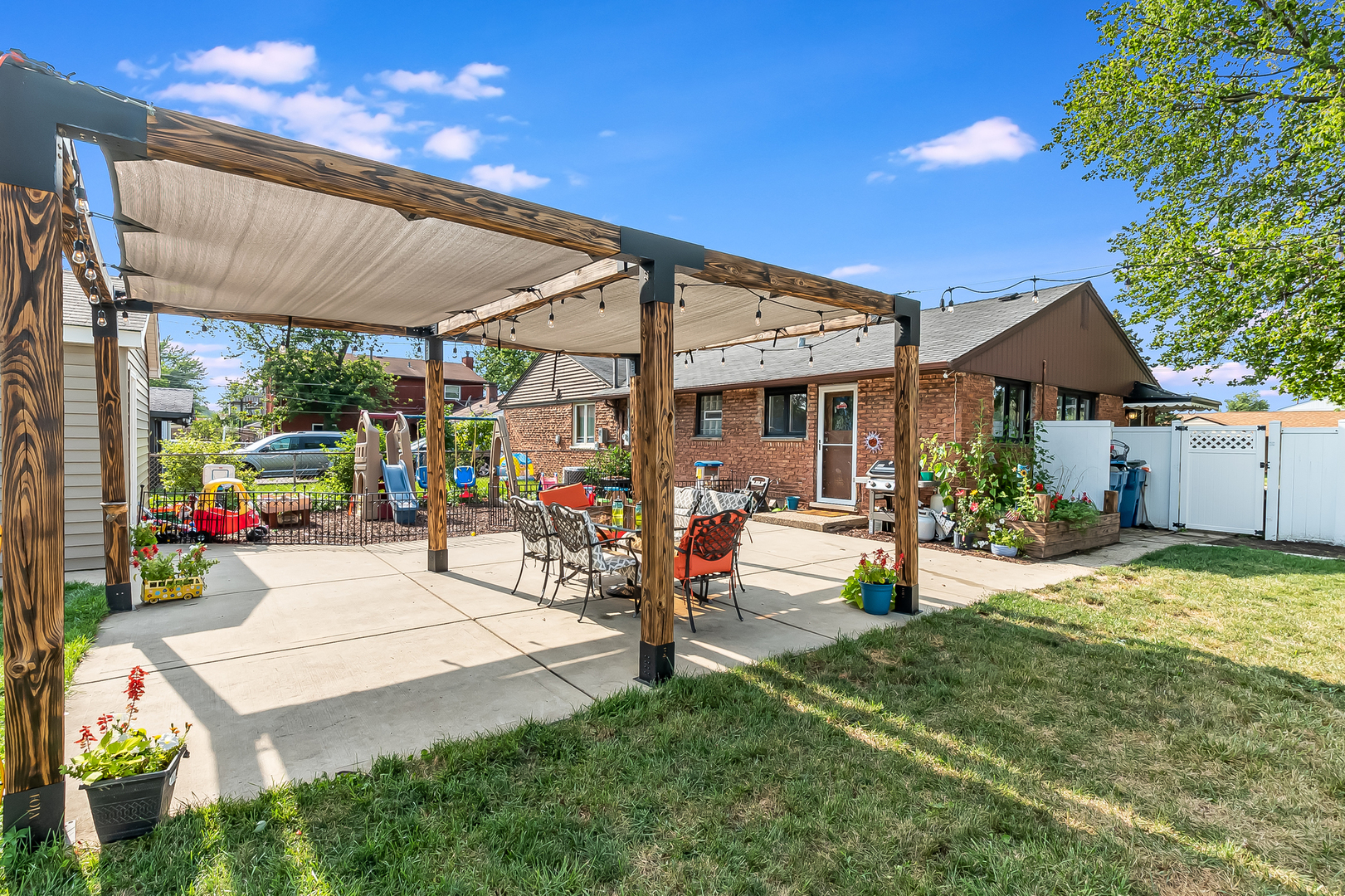 4001 West 90th Place Hometown, IL 60456 - Photo 14 of 16