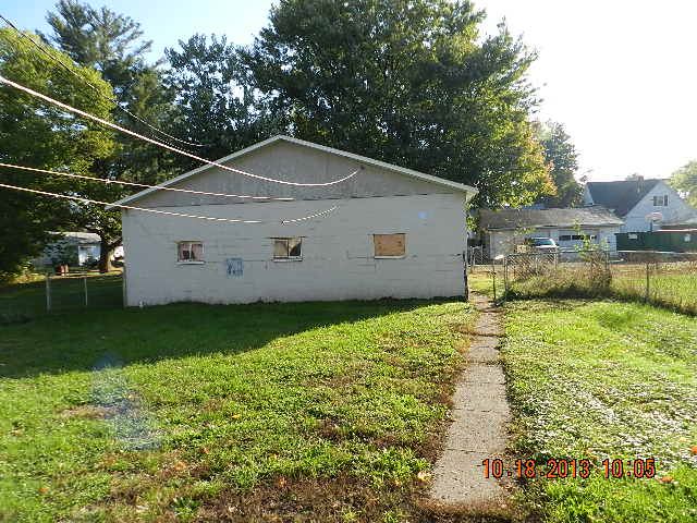 519 Indiana Avenue Rochester, IN 46975 - Photo 15 of 18