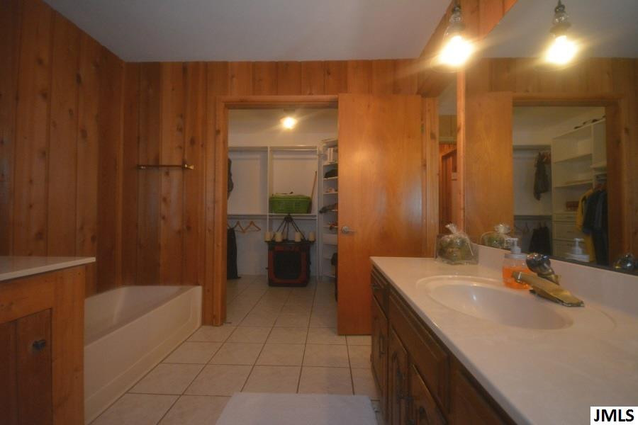11369 Baker Road Jerome, MI 49249 - Photo 23 of 36 Photo 23