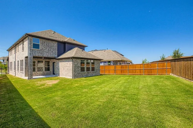 $475,990 | 809 Willow Strm Drive, Como, TX 75431