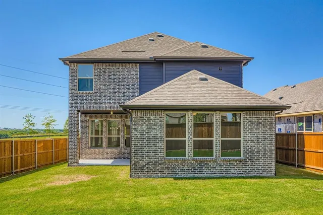 $475,990 | 809 Willow Strm Drive, Como, TX 75431