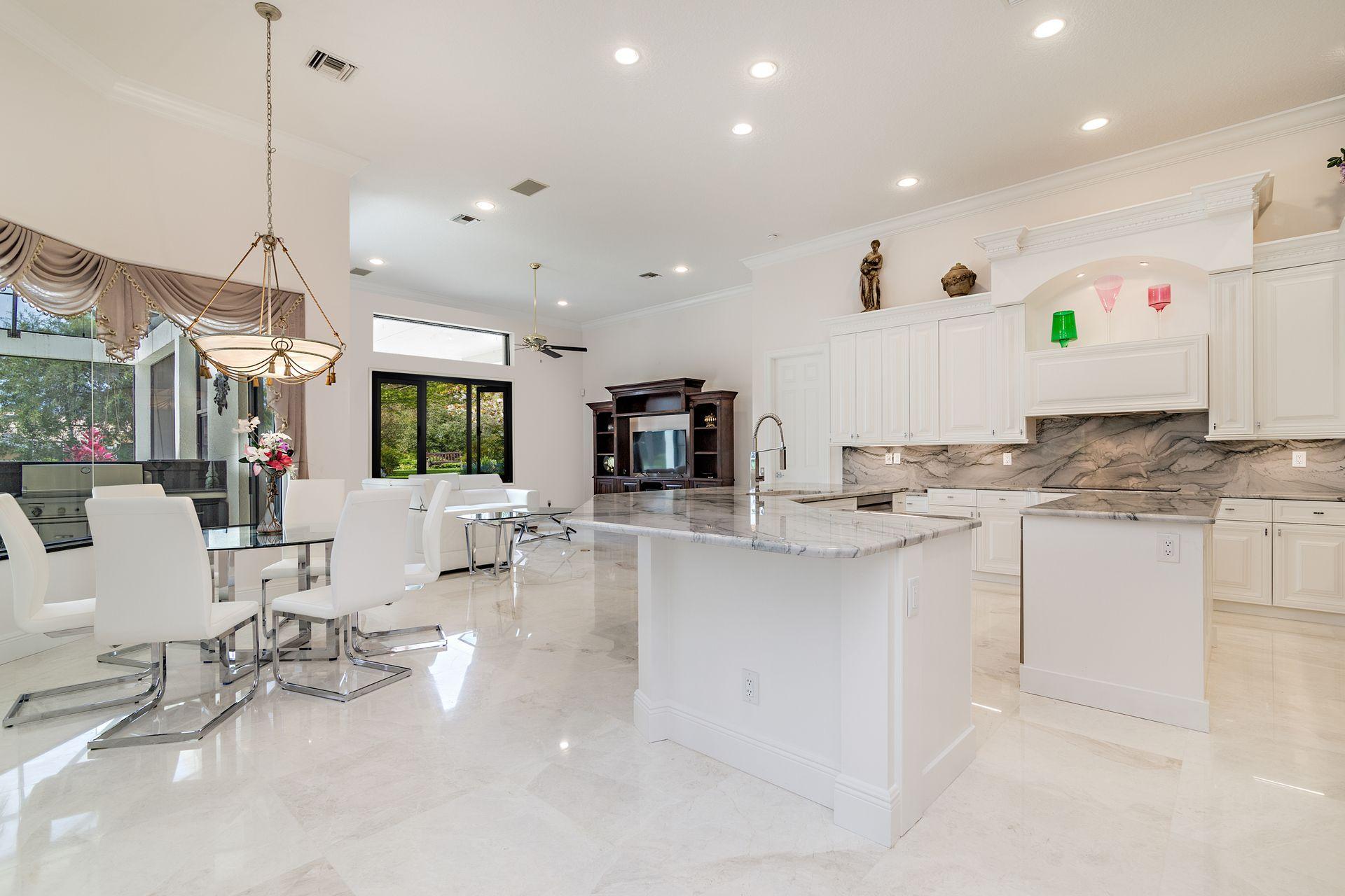 15450 Enstrom Road Wellington, FL 33414 - Photo 11 of 42 11