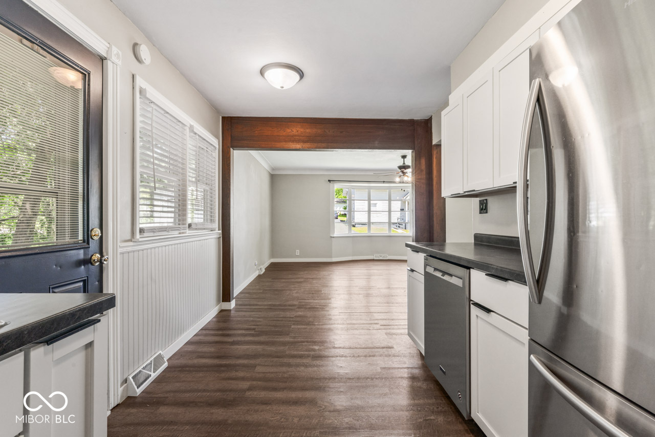 219 West Taylor Street Pendleton, IN 46064 - Photo 15 of 35