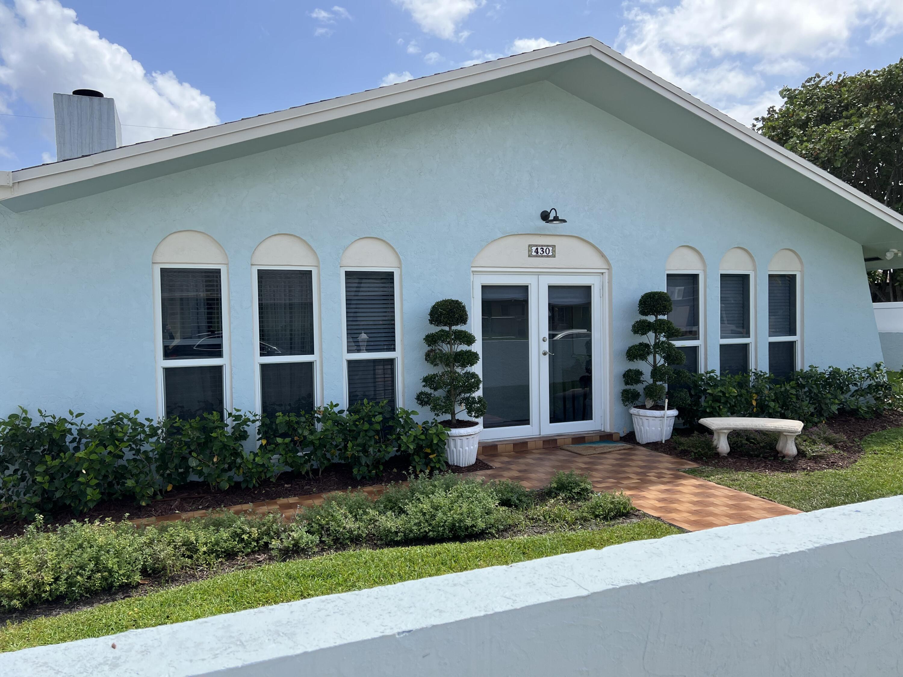 430 Mars Way Juno Beach, FL 33408 - Photo 6 of 47 exterior