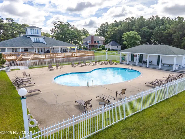 $78,500 | 409 Island Drive, Unit 2, Beaufort, NC 28516