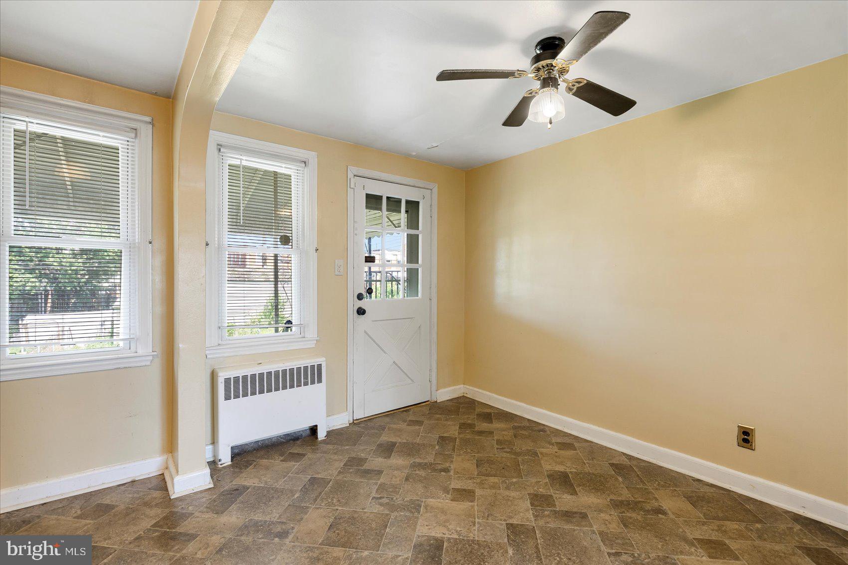 3642 Clarenell Road Baltimore, MD 21229 - Photo 11 of 32 Gallery Image 11