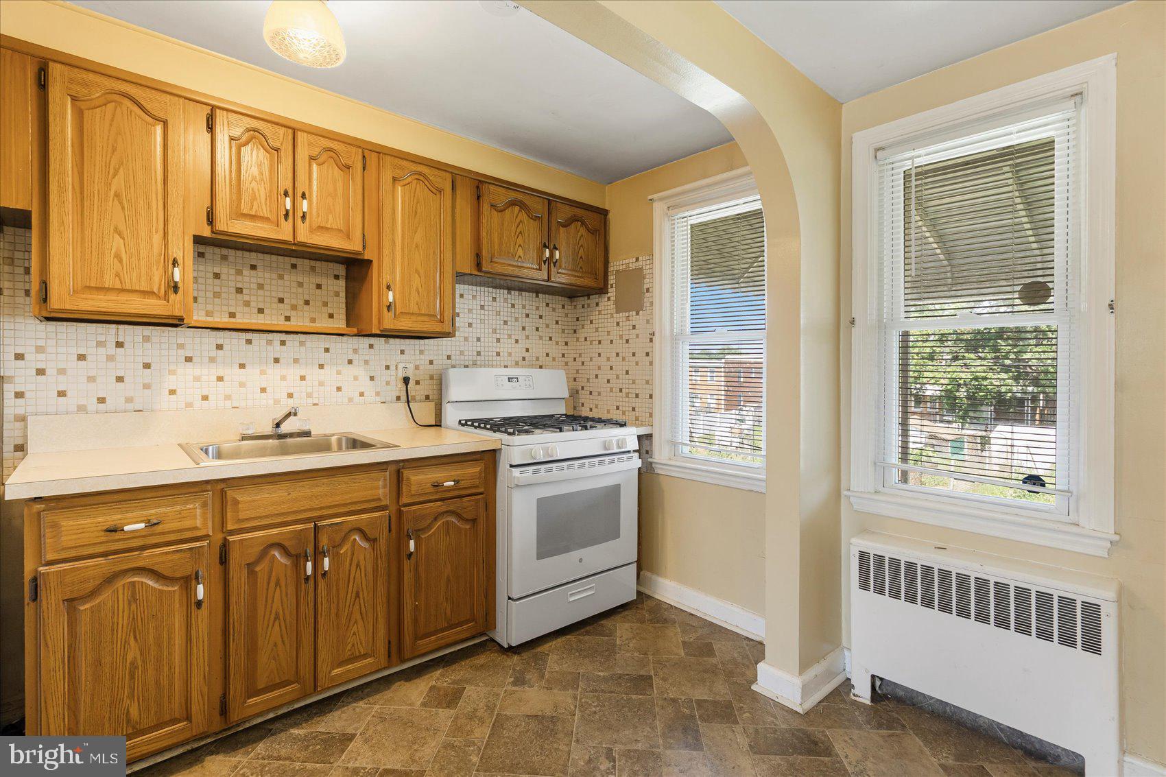 3642 Clarenell Road Baltimore, MD 21229 - Photo 14 of 32 Gallery Image 14
