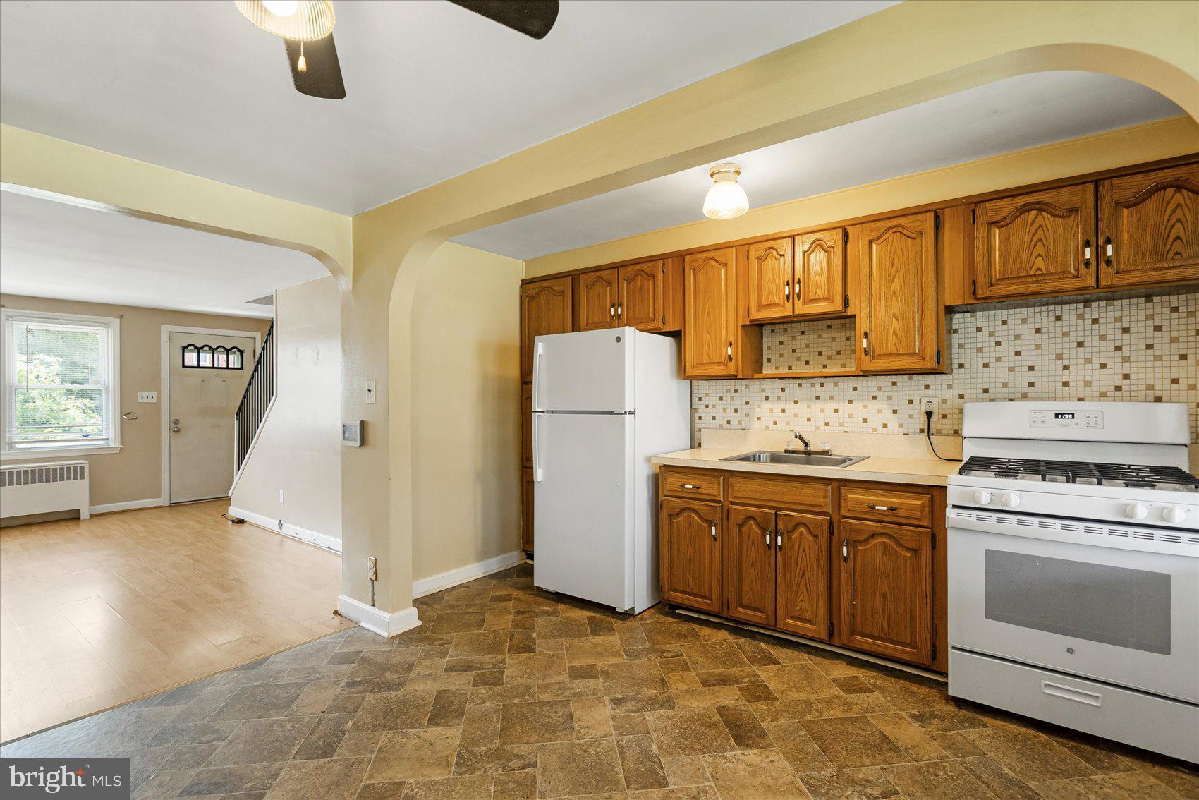 3642 Clarenell Road Baltimore, MD 21229 - Photo 16 of 32 Gallery Image 16