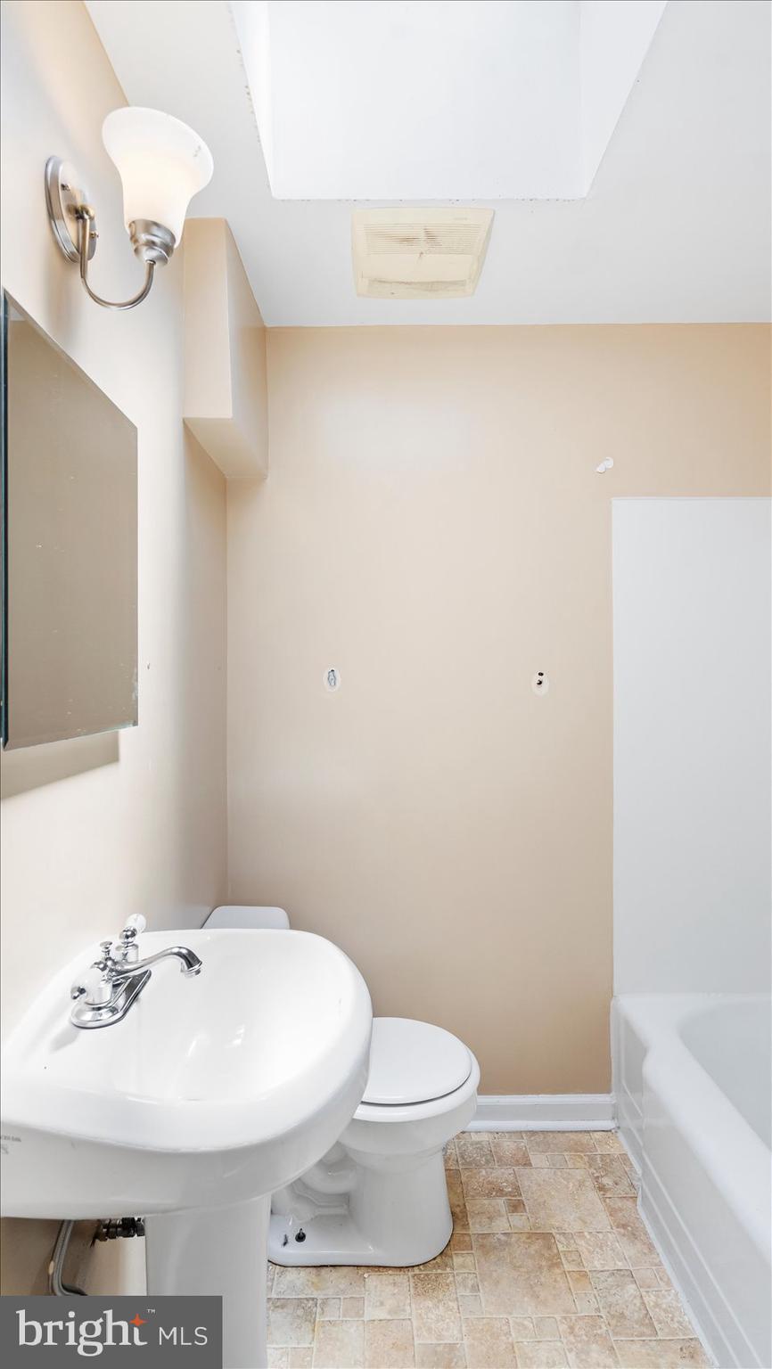 3642 Clarenell Road Baltimore, MD 21229 - Photo 23 of 32 Gallery Image 23