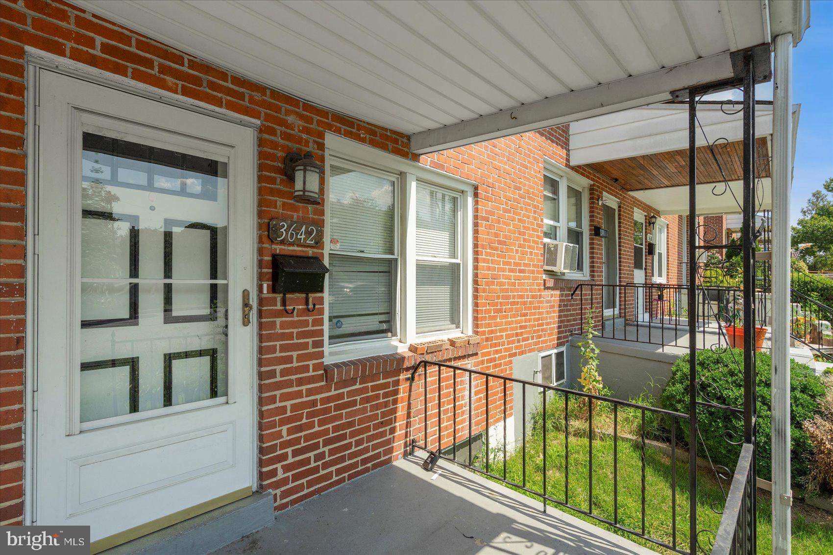 3642 Clarenell Road Baltimore, MD 21229 - Photo 4 of 32 Gallery Image 4
