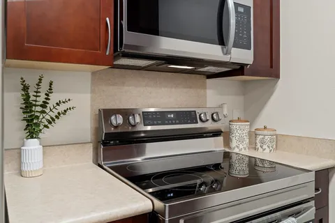 $615,000 | 121 Hoowaiwai Loop, Unit 803, Wailuku, HI 96793