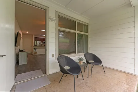 $615,000 | 121 Hoowaiwai Loop, Unit 803, Wailuku, HI 96793