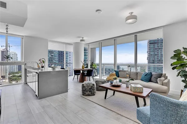 $6,200 | 1080 Brickell Avenue, Unit 2601, Miami, FL 33131