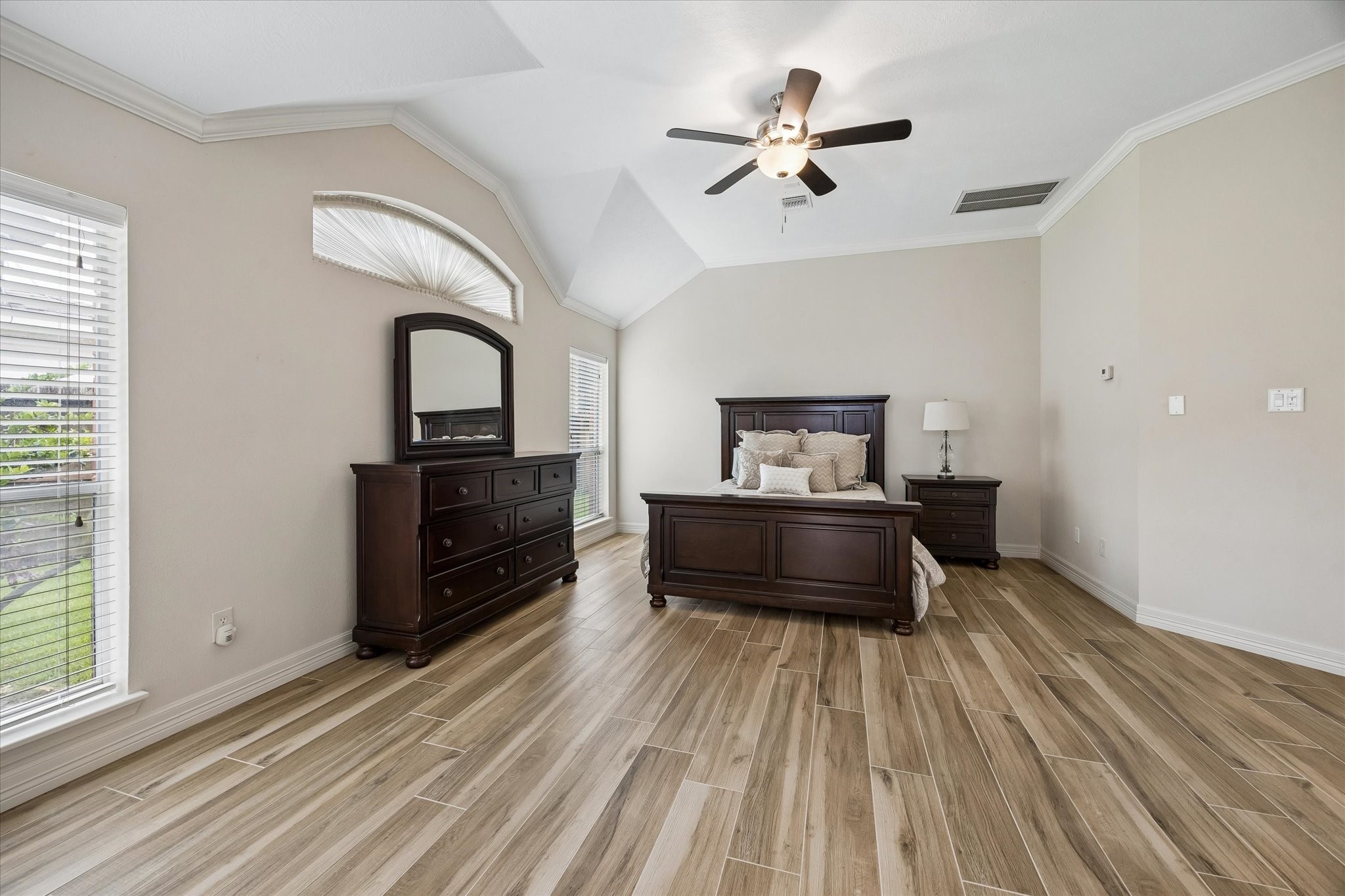 5306 Summerland Ridge Court Houston, TX 77041 - Photo 16 of 33 a living room with furniture and a wooden floor