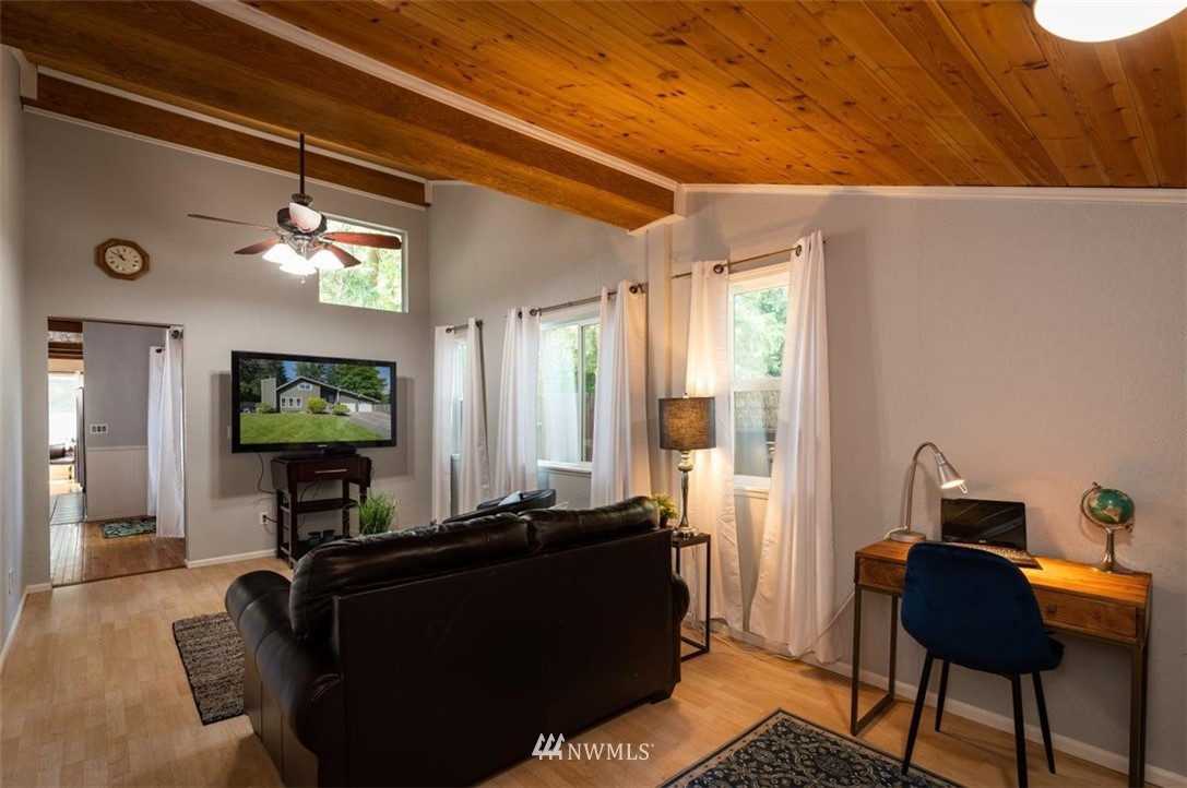 3801 Magrath Road Bellingham, WA 98226 - Photo 15 of 39 Gallery Image 15