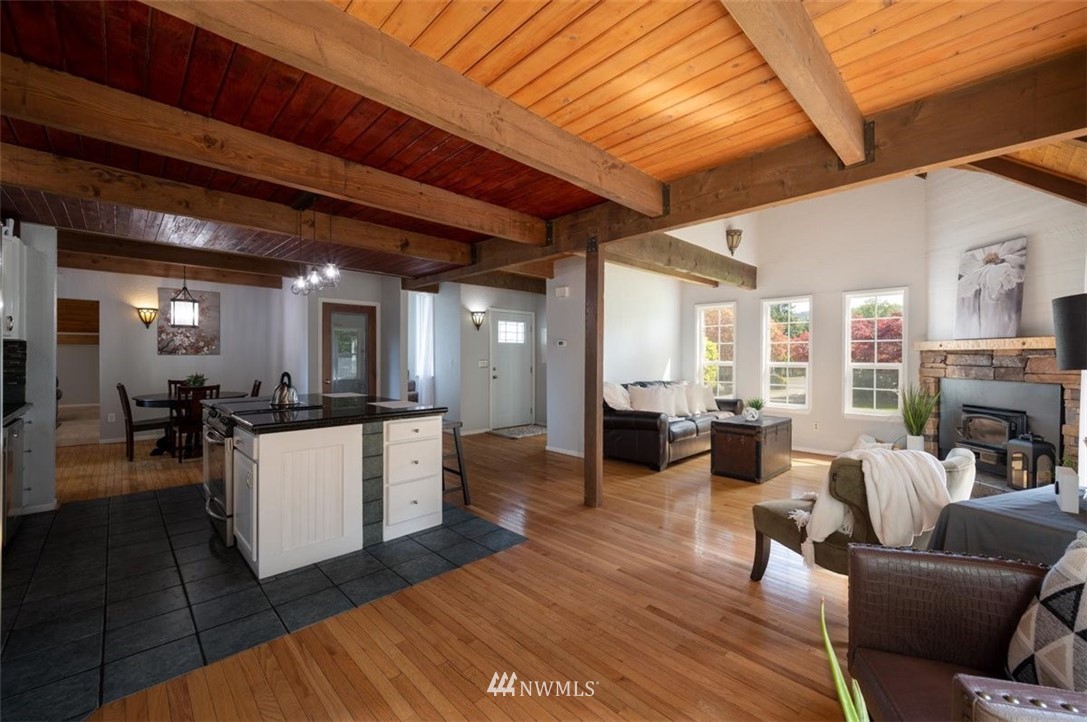 3801 Magrath Road Bellingham, WA 98226 - Photo 3 of 39 Gallery Image 3