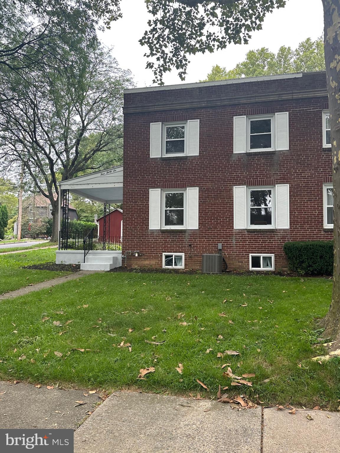 436 Sycamore Road Reading, PA 19611 - Photo 1 of 38