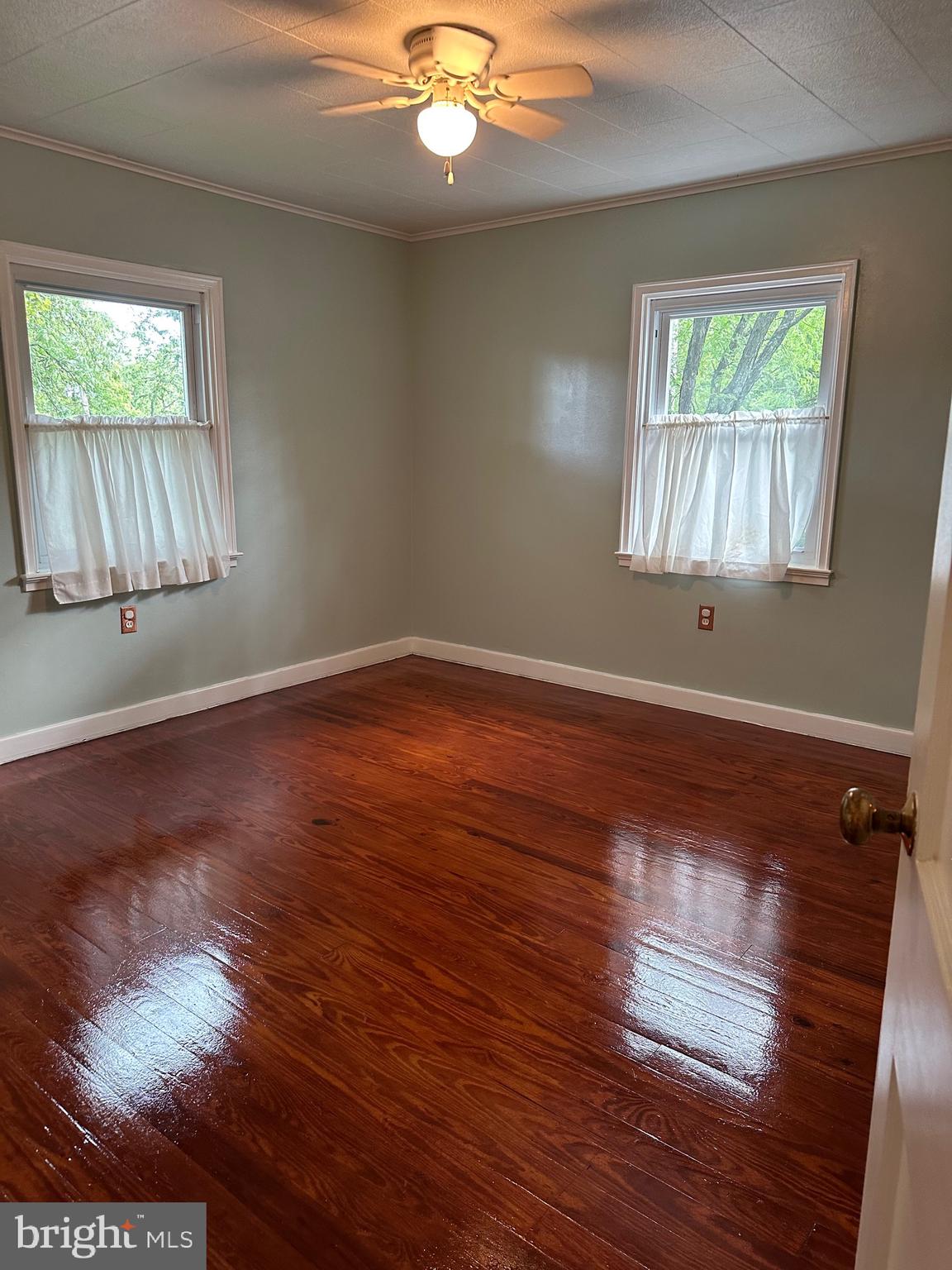 436 Sycamore Road Reading, PA 19611 - Photo 18 of 38