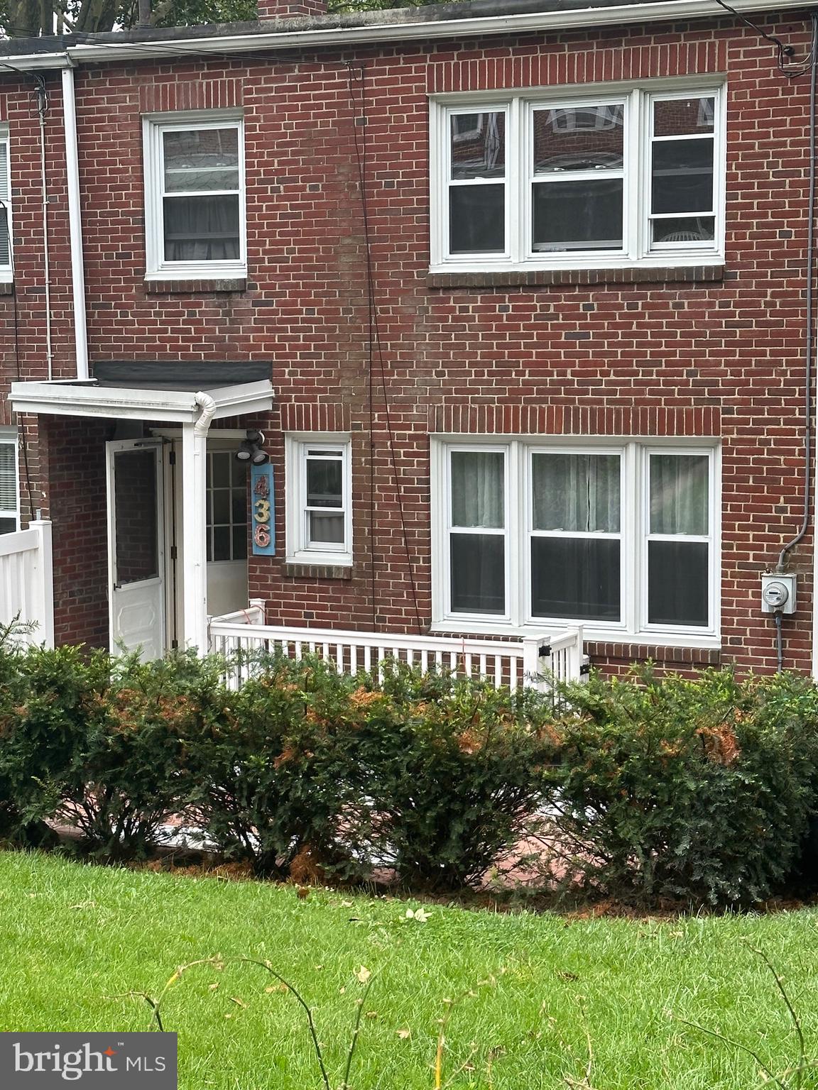 436 Sycamore Road Reading, PA 19611 - Photo 3 of 38