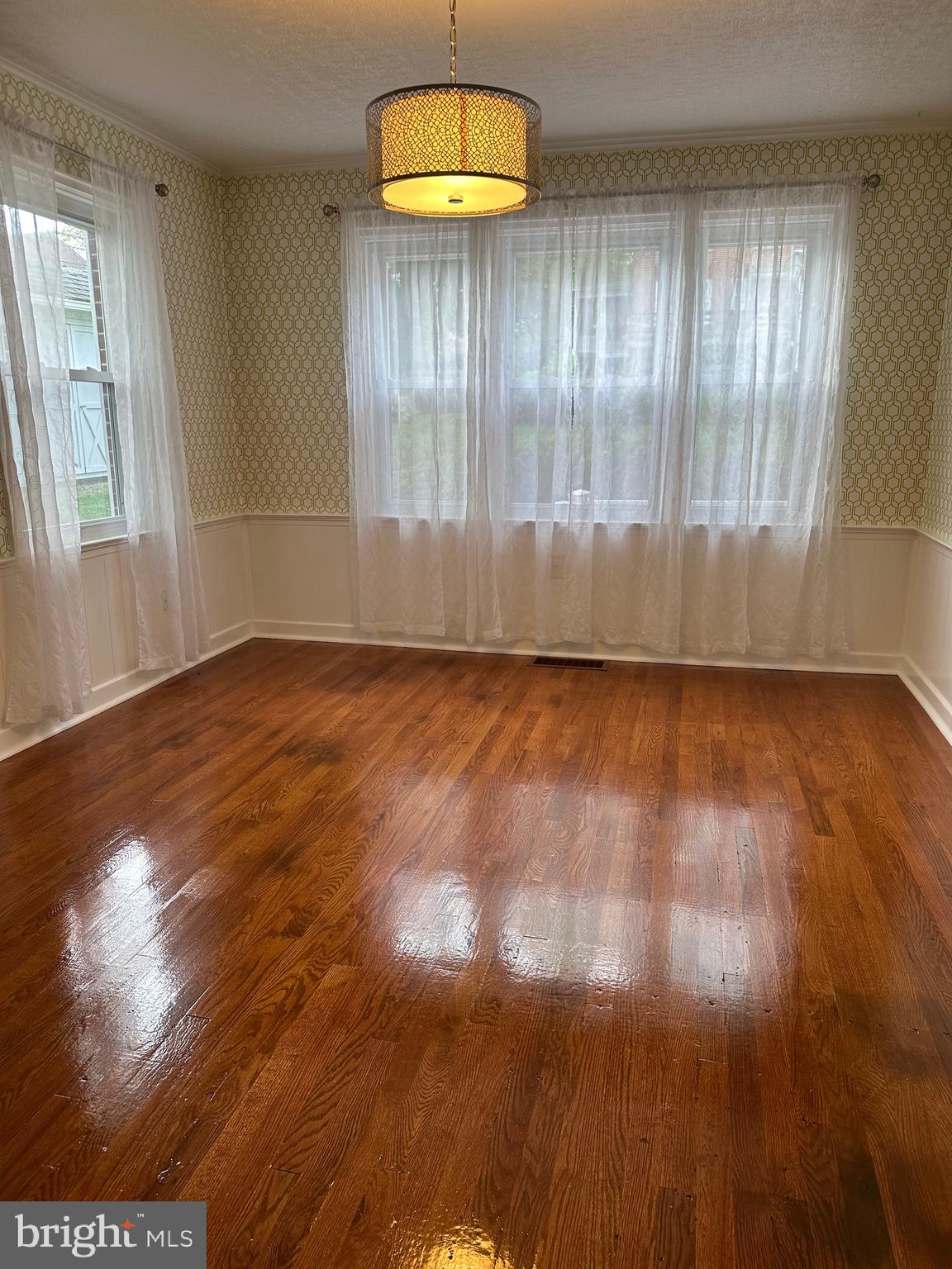 436 Sycamore Road Reading, PA 19611 - Photo 34 of 38