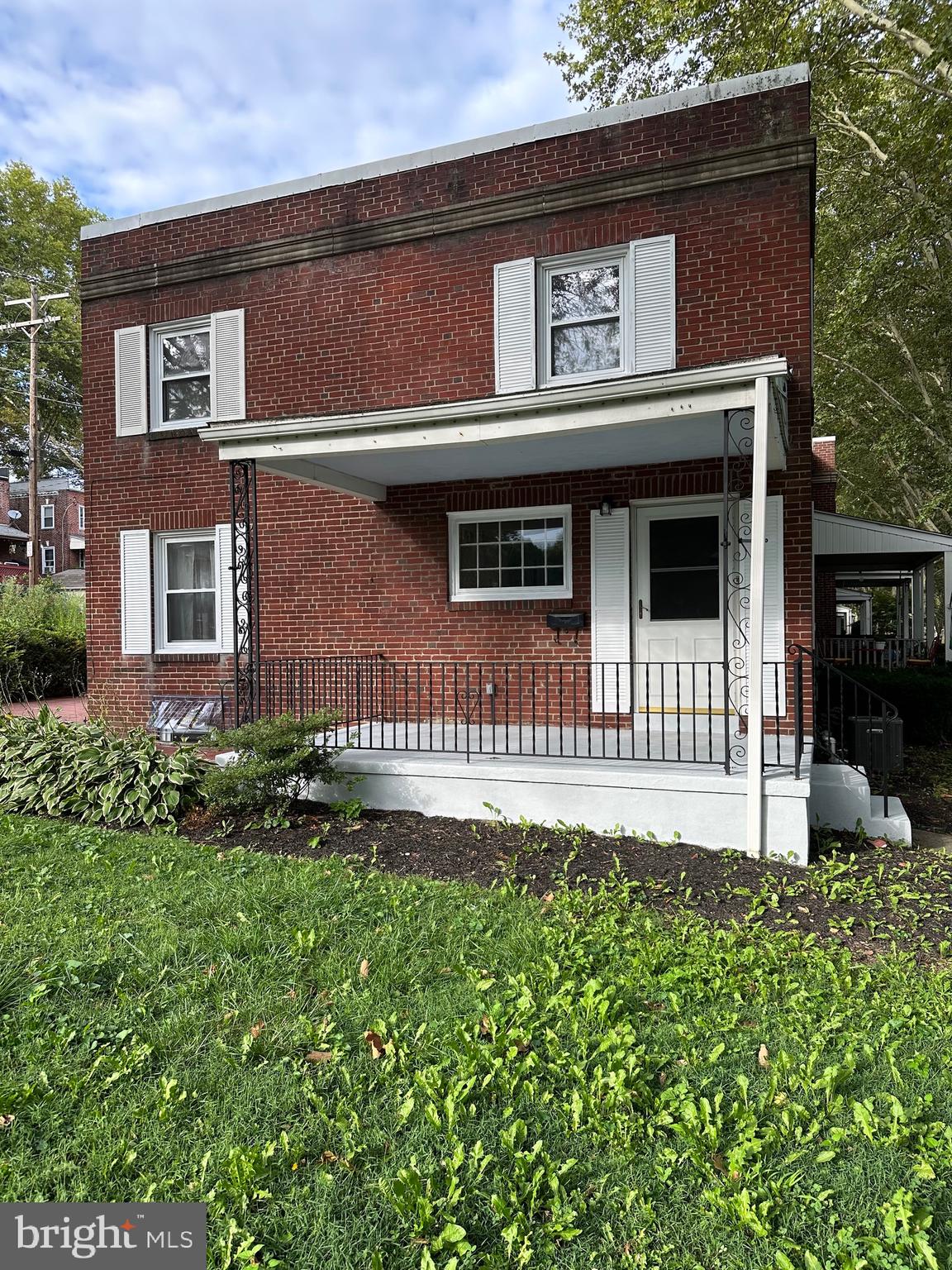 436 Sycamore Road Reading, PA 19611 - Photo 4 of 38