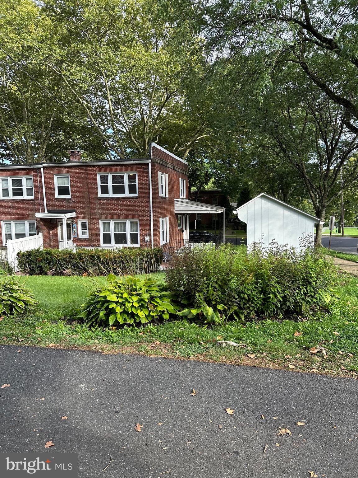 436 Sycamore Road Reading, PA 19611 - Photo 7 of 38