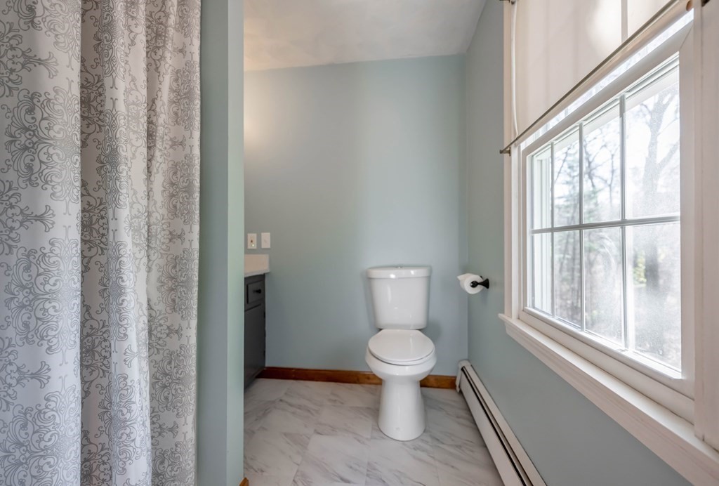 7 Buchan Road Andover, MA 01810 - Photo 20 of 35