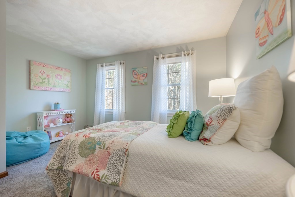 7 Buchan Road Andover, MA 01810 - Photo 27 of 35