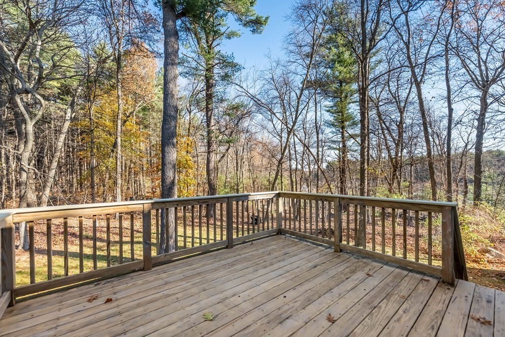 7 Buchan Road Andover, MA 01810 - Photo 32 of 35