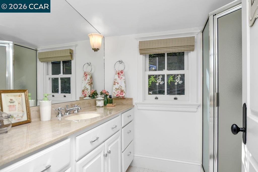 1751 Reliez Valley Road Lafayette, CA 94549 - Photo 47 of 60 a bathroom with a sink and a bathtub