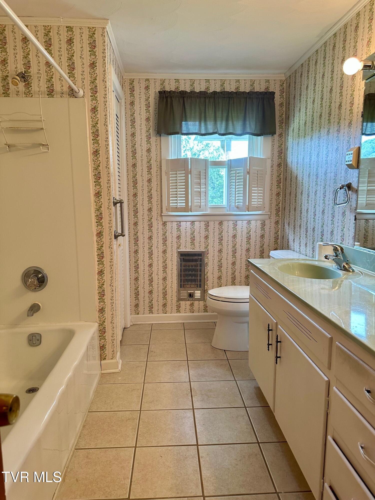 5454 Brooks Way Bristol, VA 24202 - Photo 11 of 21 MainBath