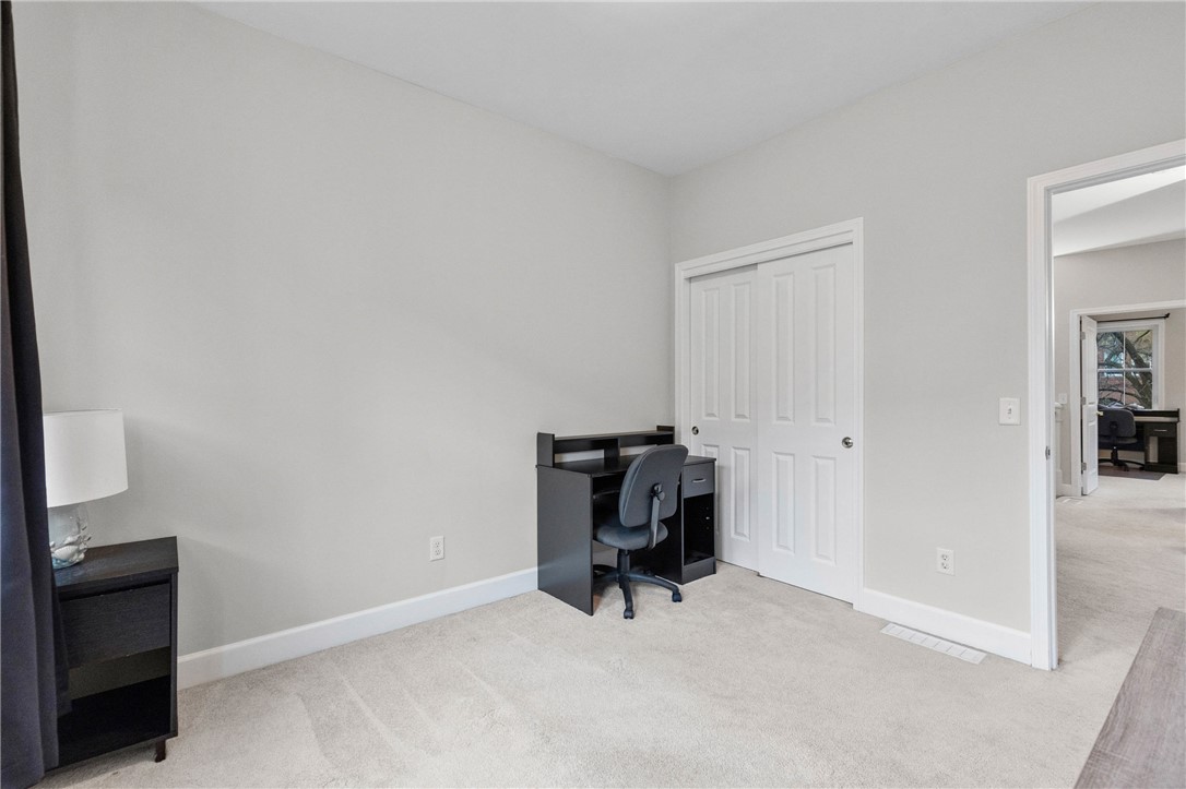 33 North Plymouth Avenue Rochester, NY 14614 - Photo 27 of 42