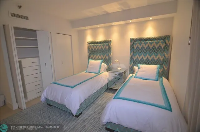 $5,000 | 19355 Turnberry Way, Unit 7L, Aventura, FL 33180