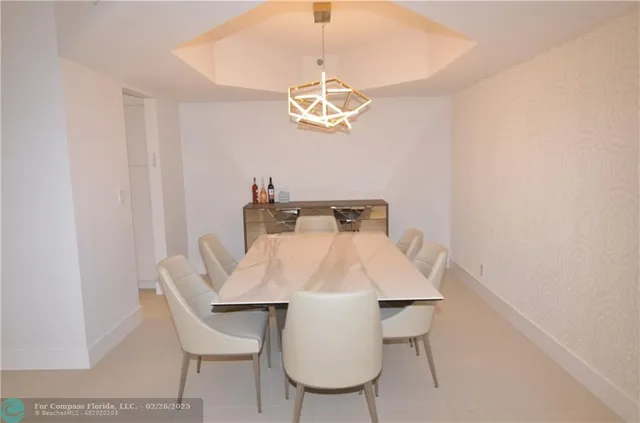 $5,000 | 19355 Turnberry Way, Unit 7L, Aventura, FL 33180