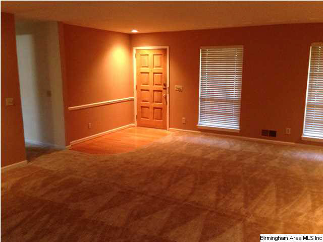 829 Rockingham Road Birmingham, AL 35235 - Photo 5 of 13