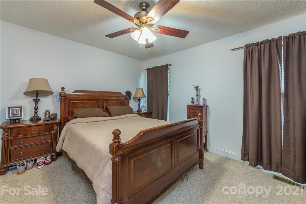 3 Higgins Road Weaverville, NC 28787 - Photo 12 of 45 Gallery Image 12