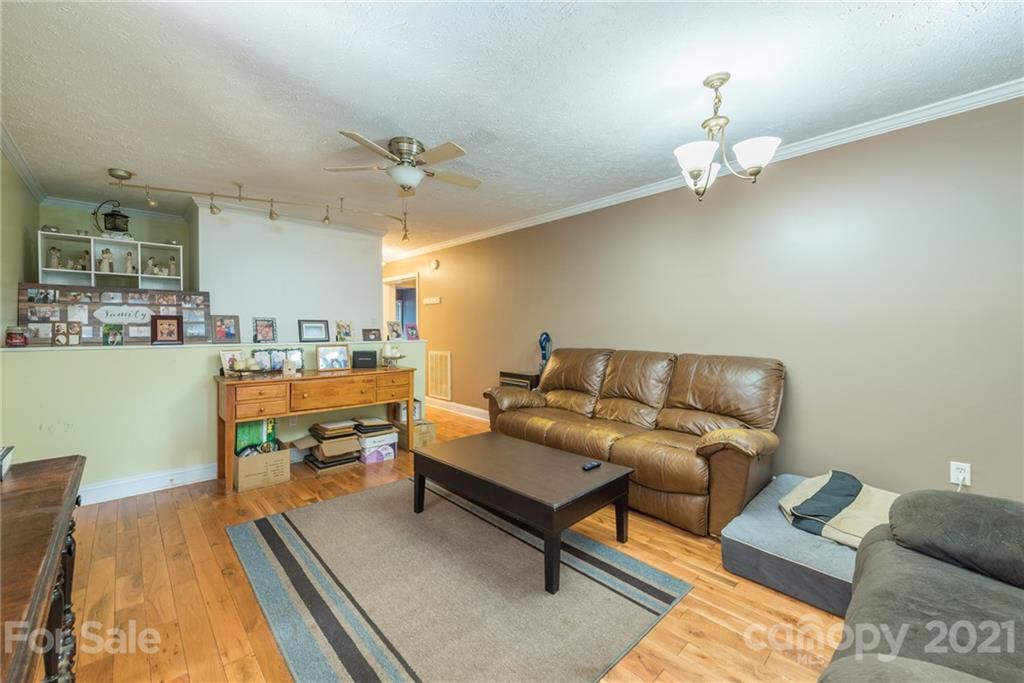 3 Higgins Road Weaverville, NC 28787 - Photo 8 of 45 Gallery Image 8